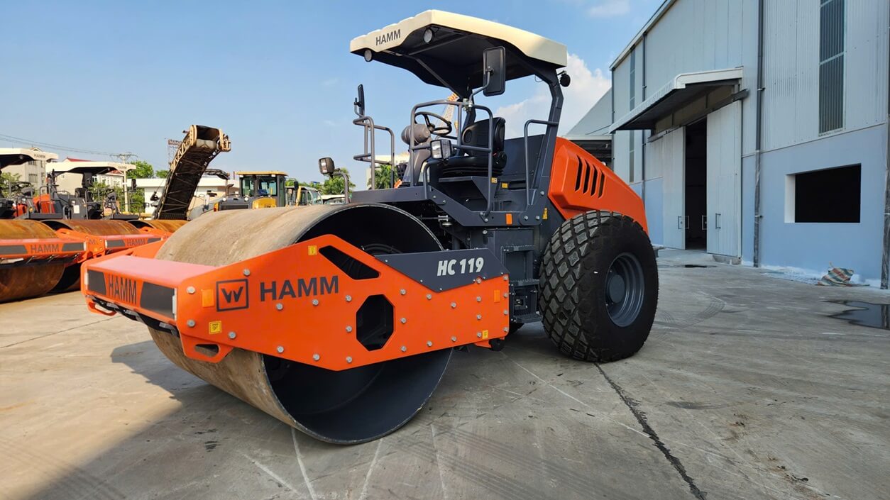 Xe Lu Hamm HC119 Mới 100% tại Bãi Vitrac Xe Lu Hamm HC119 Mới 100% tại Bãi Vitrac