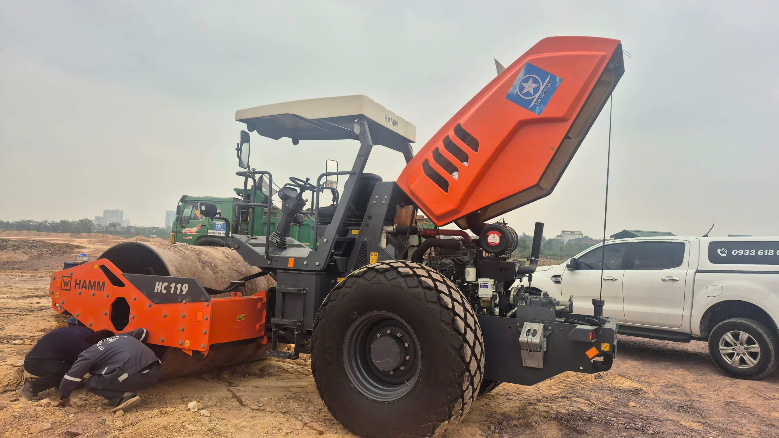Chuyển giao công nghệ và vận hành xe Lu Hamm HC119