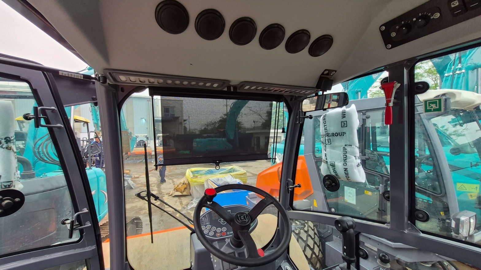 Xe Lu Hamm Hc129 Cabin Chính Hãng 2