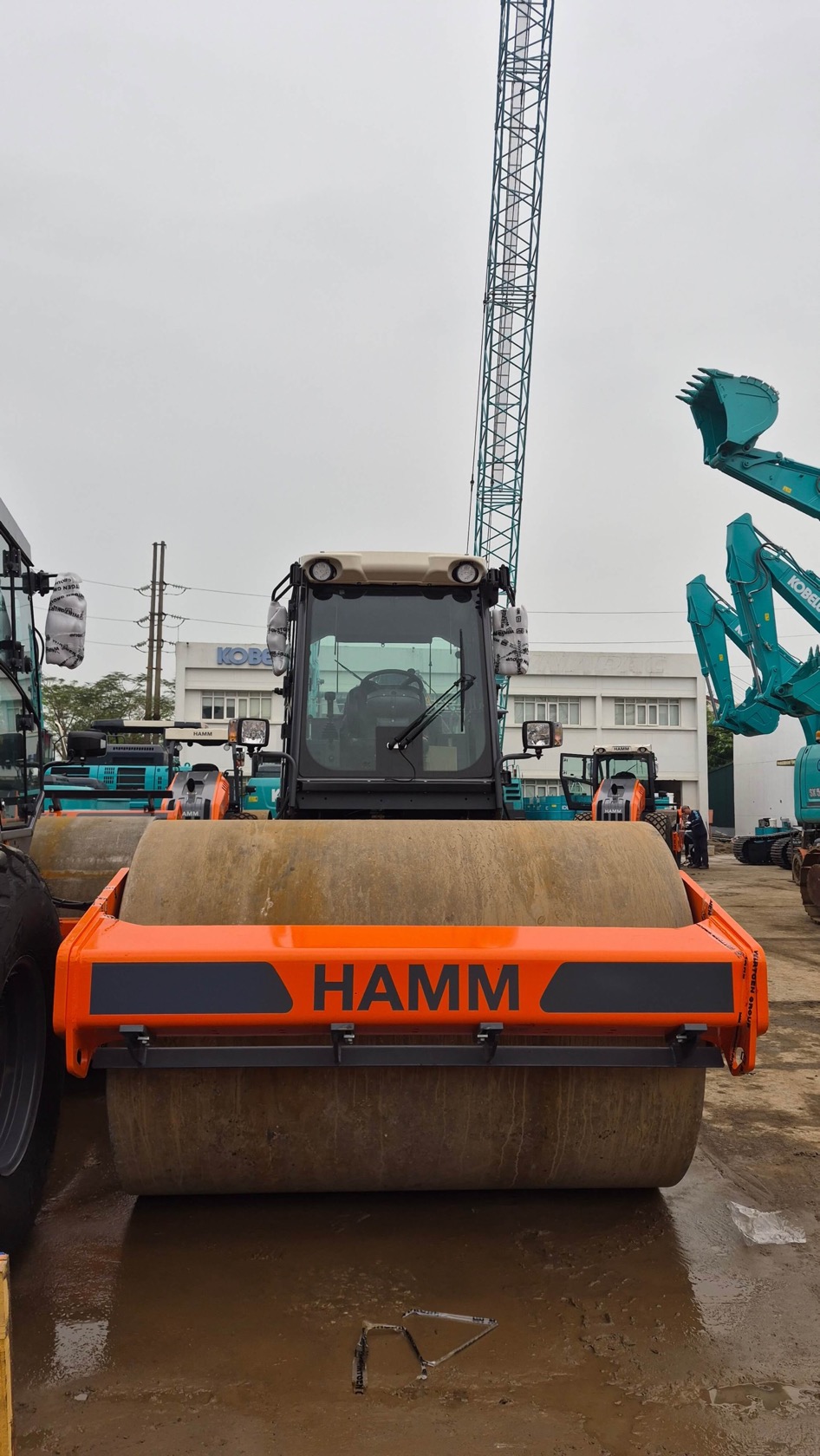 Xe Lu Hamm Hc129 Cabin Chính Hãng 9