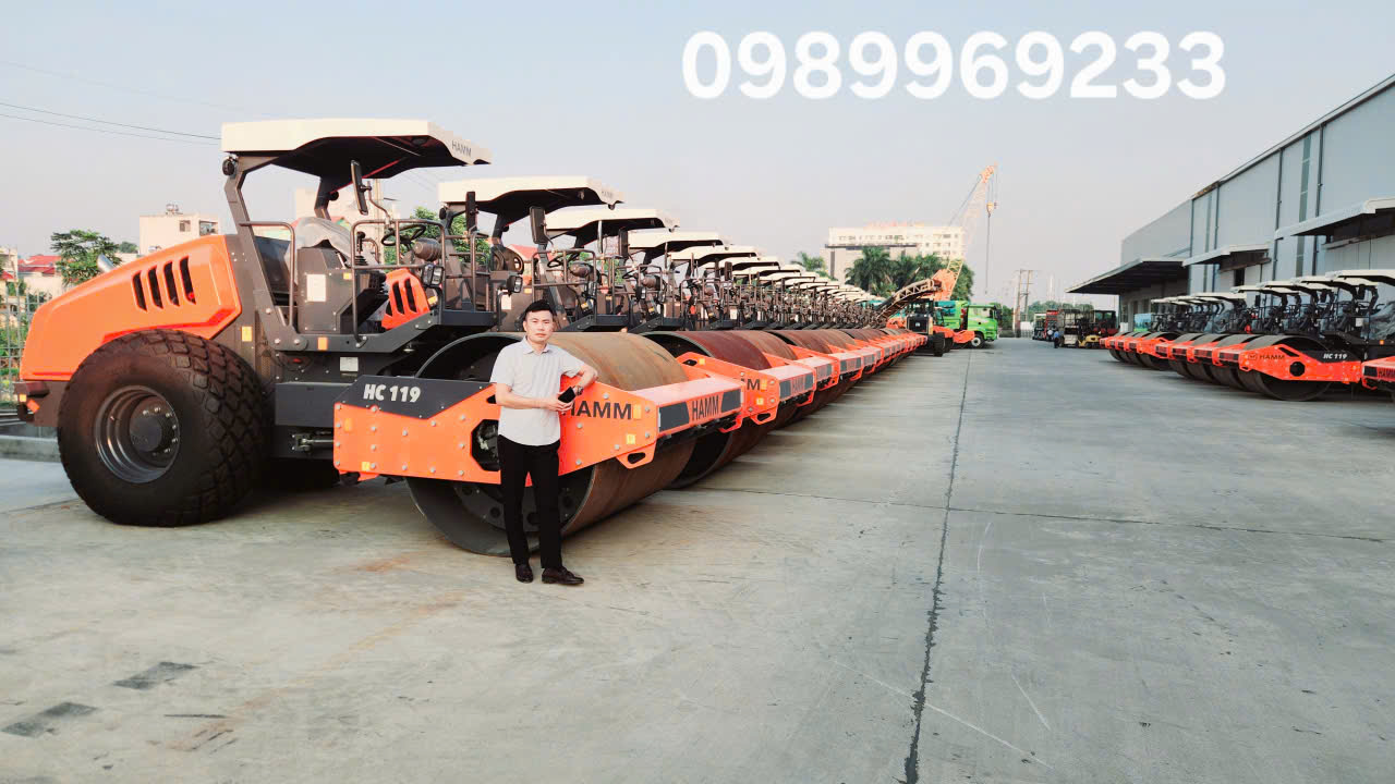 Xe Lu Hamm HC129 tại Kho