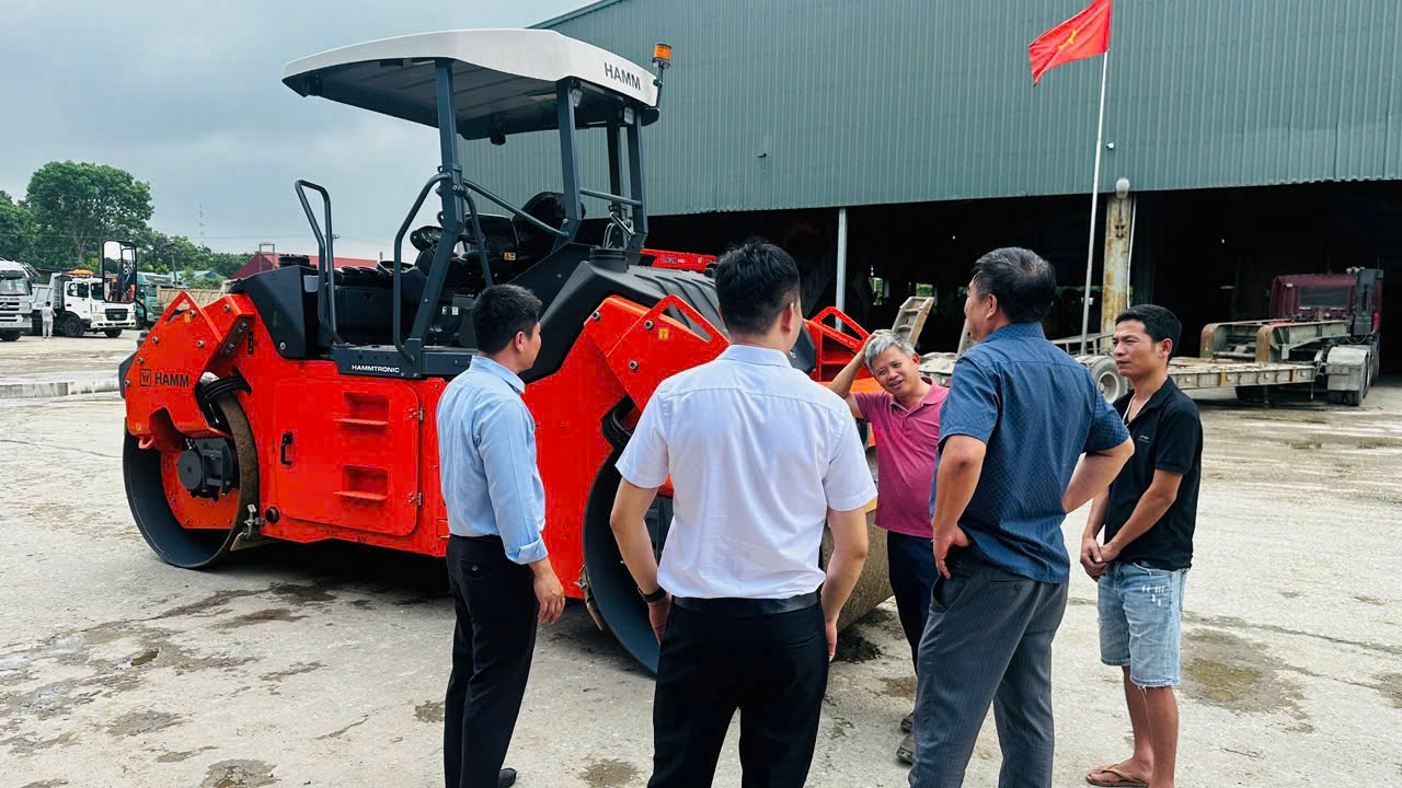 Hamm HD90P VV Bàn Giao Cho Khách hàng Xuân Trường