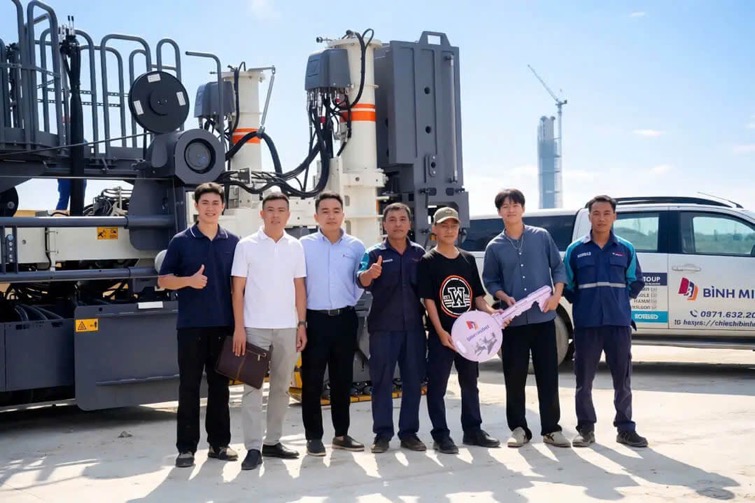 Máy Rải Bê Tổng Wirtgen Sp64 .jpg